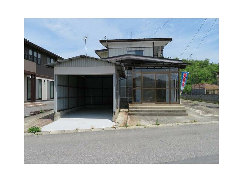 Nagai City Hinode-cho (Minami Nagai Station) 2-story 7DK