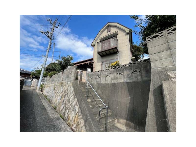 Shimonoseki City, Koda-cho 4-chome (Habu Station) 2-story building 5K