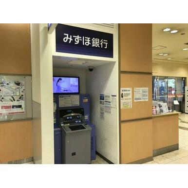 みずほ銀行 野田阪神ウイステ出張所 距離:1,366m