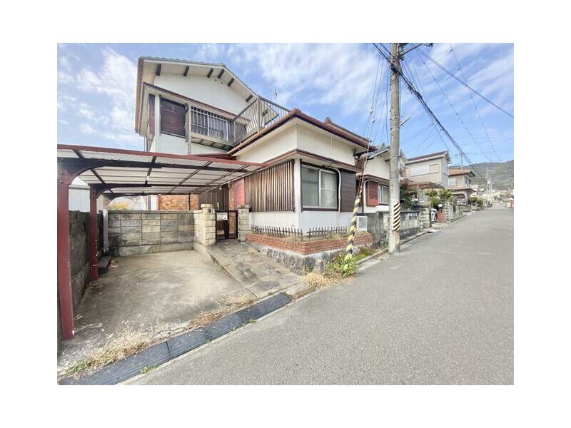 Wakayama City, Rokutaya (Rokutaya Station) 2-story building 3LDK