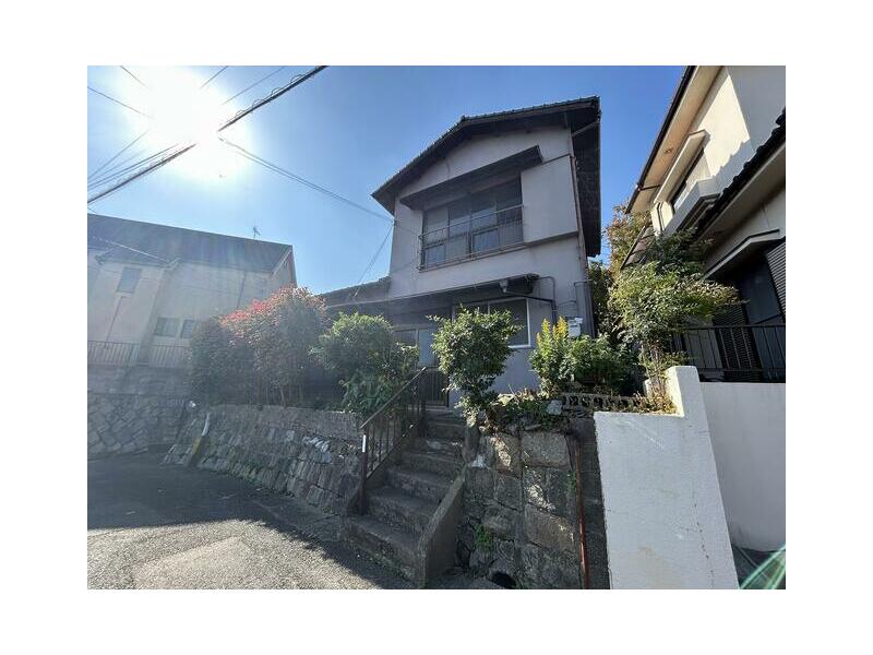 Makiyama 4-chome, Tobata-ku, Kitakyushu City (Tobata Station) 2-story building 5SDK