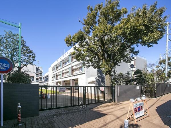 アットホーム 世田谷区 北烏山6丁目 千歳烏山駅 2階建 3ldk 世田谷区の中古一戸建て 提供元 三井のリハウス烏山センター 三井不動産リアルティ 株 一軒家 家の購入 アットホーム 世田谷区 北烏山6丁目 千歳烏山駅 2階建 3ldk 世田谷区の中古一戸建て 提供元 三井のリハウス烏山センター 三井不動産リアルティ 株 一軒家 家の購入