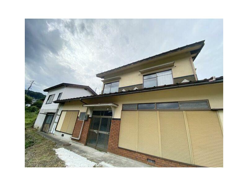 2F 8DK, Kajiya, Ojiro-ku, Kami-cho, Mikata-gun

600,000 yen