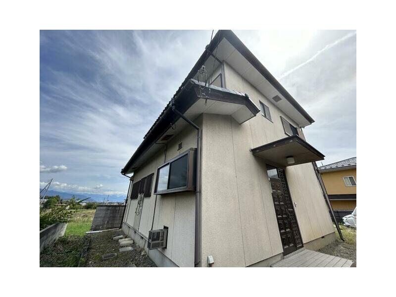Minami-Alps City Nogashima （Shiozaki station） 2F 4LDK

4.9 million yen