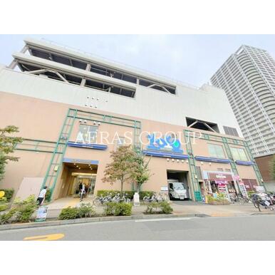 ココスクエア 距離:829m