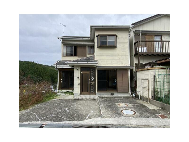 Kochi City Shigekura, 2-story building, 4LDK