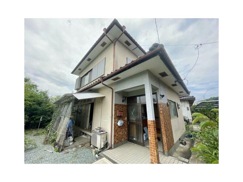 2F 5DK in Kosobe, Shiranui Town, Uki City (Matsuhashi Sta.)

2.5 million yen