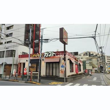 ガスト 西日暮里店 距離:428m