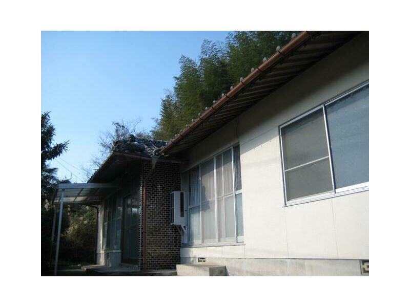 Kitsuki-shi, Yamakacho, Oaza Kuginoo （Nakayamaka station） Single story house, 5K

1.8 million yen