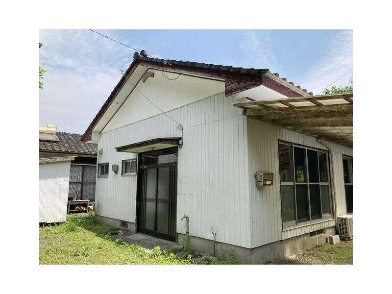 Nakanouchi, Osumi-cho, Soo-shi, Tokyo Single story house, 3DK

1,000,000 yen