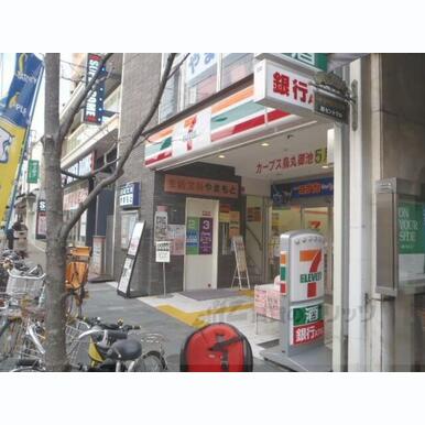 セブンイレブン 京都千本中立売店 距離:250m