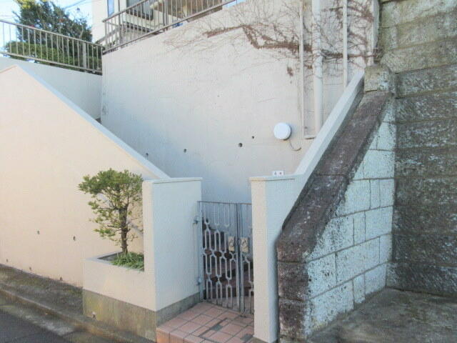 アットホーム 松ヶ丘ヘーベルハウス １ ２ｋ 提供元 株 ニチワ 横浜営業所 横浜市神奈川区の賃貸マンション