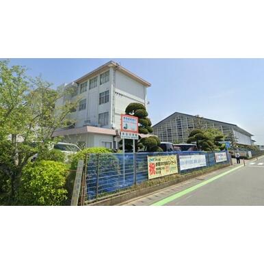 浜松市立東部中学校 距離:2,725m