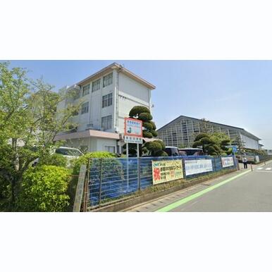 浜松市立東部中学校 距離:2,725m