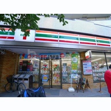 セブンイレブン浅草千束店 距離:170m