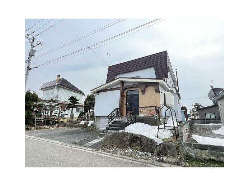 Sunagawa City, Yoshino 2-jō Minami 7-chōme (Sunagawa Station) 3-story building 4SLDK