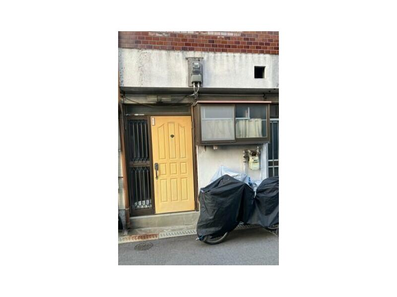 2-story building, 2LDK in Amami Higashi 2-chome, Matsubara City (Kawachi Amami Station)