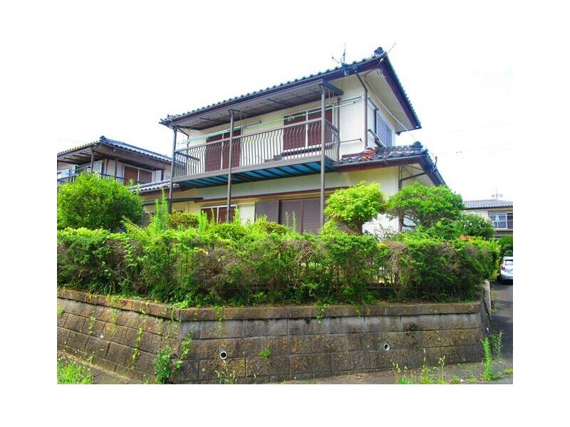 10 Shiomigaoka, Nakago-cho, Kitaibaraki-city (Minaminakago Sta.) 2F 5DK

2.5 million yen