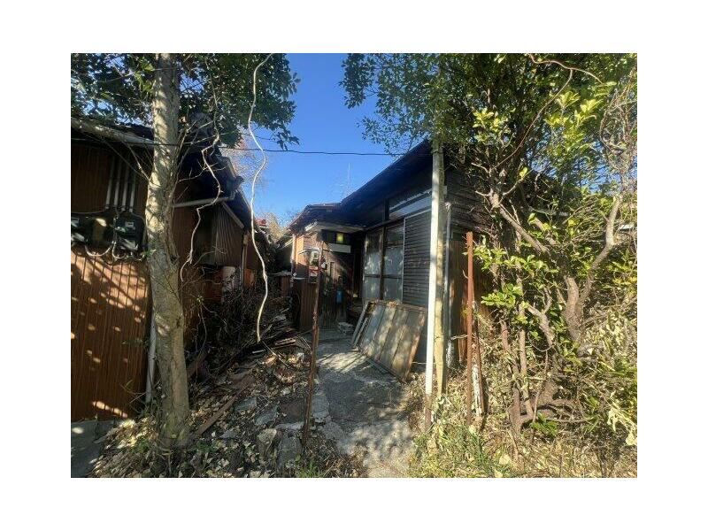 5-chome, Sakamoto-cho, Yokosuka-shi, Kanagawa (Itsumi Sta.) Single-story house, 3K

1,980,000 yen