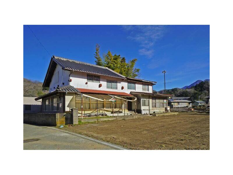 2F 9DK in Shimotahara, Minobu-cho, Minamikoma-gun, Chiba (Kunado Sta.)

1.8 million yen