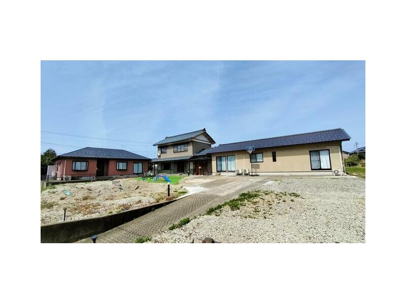 Fukui City, Obata Town (Matsumoto Machiya Station) 2-story building, 9SLDK