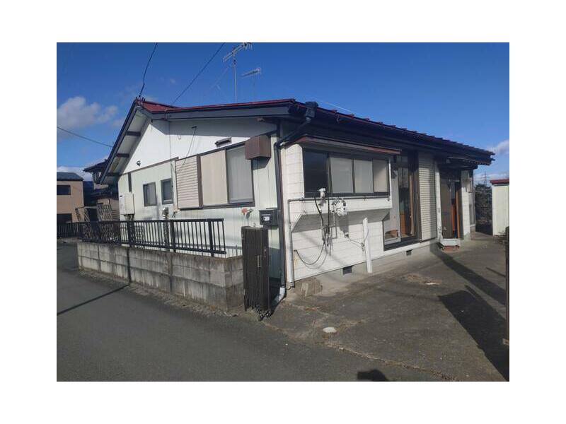 Aza Machinami I, Hirobuchi, Ishinomaki-shi (Jiakeizan Sta.) Single-story building, 4DK

4DK Single-story house 2.5 million yen