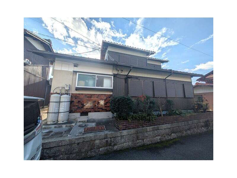 Imamachi, Higashiomi-shi (Notogawa station) 2F 6LDK

2,980,000 yen