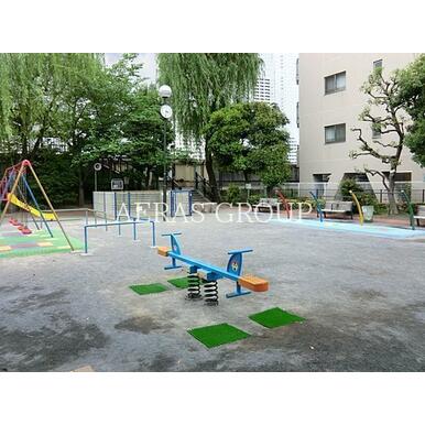 わたし児童遊園 距離：201m