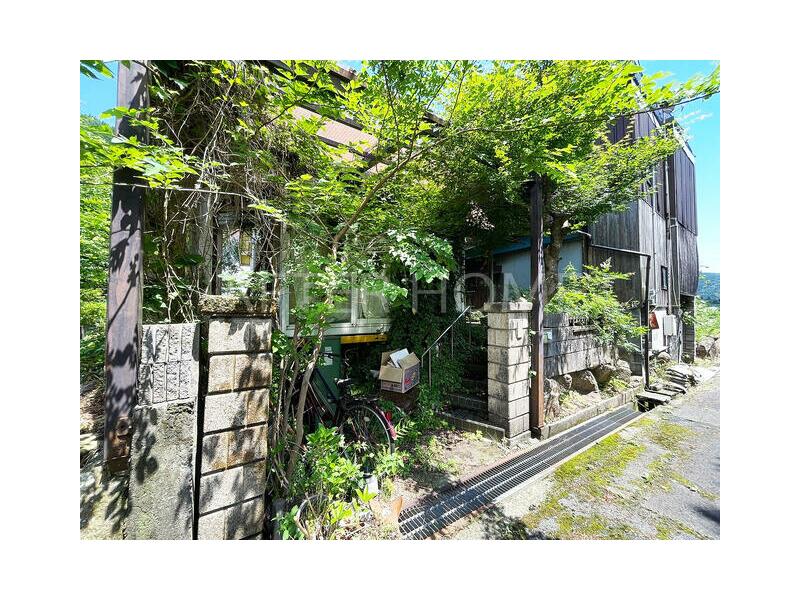 Shirotani, Makino-cho, Takashima-shi, Takashima (Makino station) 2F 3LDK

4.8 million yen