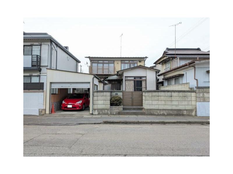 Higashi Ibaraki County, Oarai Town, Isohama Town (Oarai Station) 2-story 4SDK