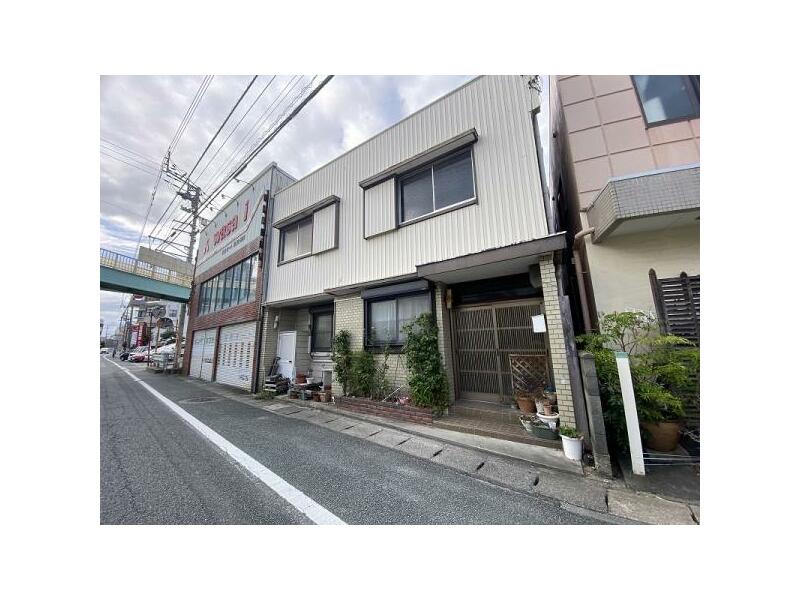 Tokushima City, Showa-cho 6-chome (Awa-Tomita Station) 2-story building 6DK