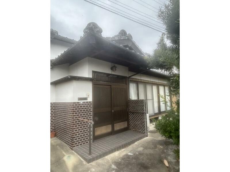 Sasebo City, Kozasebo Town (Nakasasebo Station), single-story building, 5DK