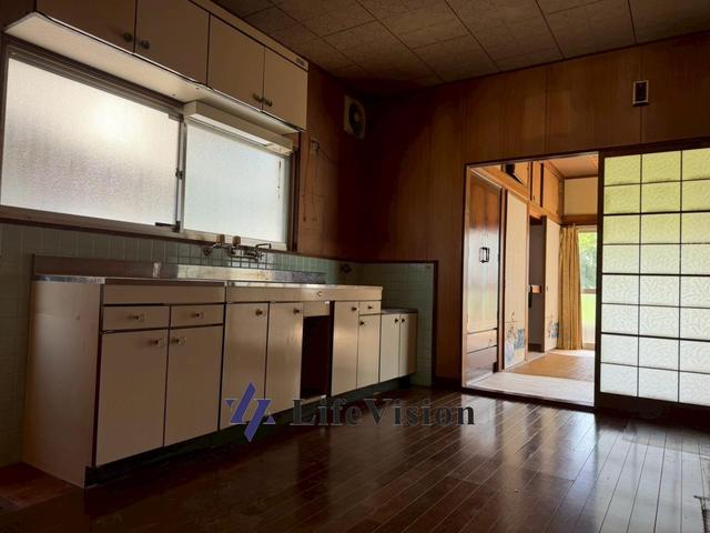 Kurihara-cho, Onomichi City (near Onomichi Station) 2-story building, 4DK &mdash; photo 3