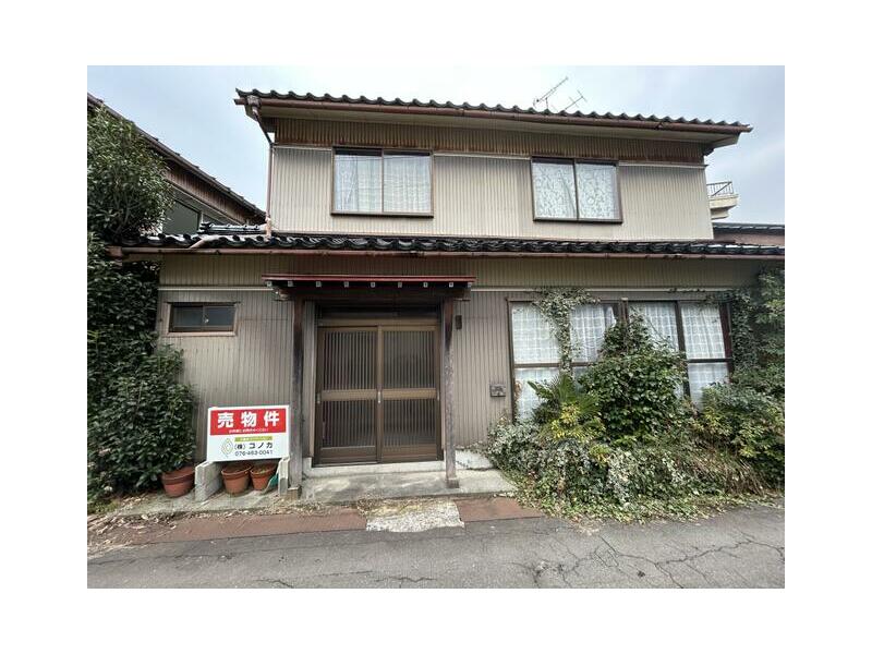 Kurobe City Mikai (Higashi Mikai Station) 2-story building 5K