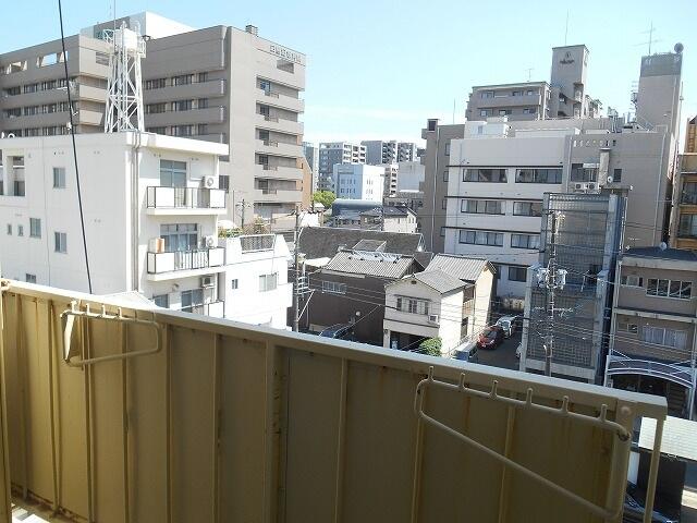 アットホーム 広島市中区 十日市町１丁目 十日市町駅 5階 ワンルーム 提供元 株 ｏｎｅ ｓｔｅｐ ｆｏｒｗａｒｄ 広島市中区の賃貸 マンション