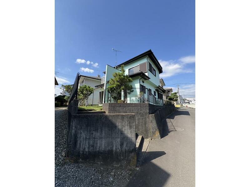 2F 4DK in Inokuchi, Nakai-cho, Ashigarakami-gun, Kanagawa (Ninomiya Sta.)

7,200,000 yen