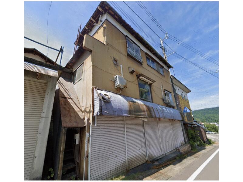 Uonuma City, Anazawa (Irihirose Station) 2-story building 5DK