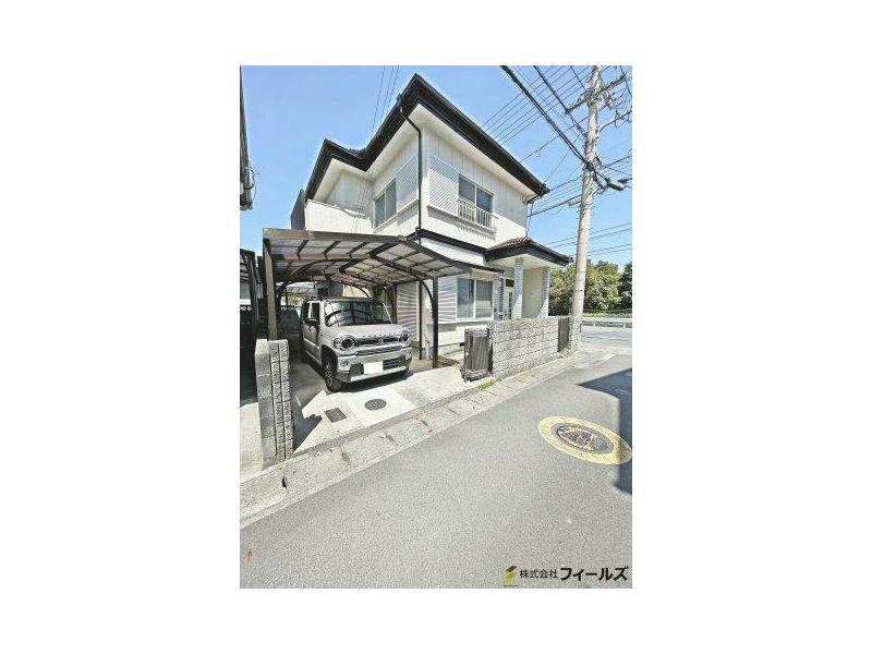 Itano District, Matsushige Town Sasakino Aza Hachihokutakatsu (Konpira-Mae Station) 2-story 4DK