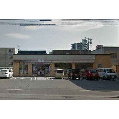 セブンイレブン札幌平岸3条店 距離:160m