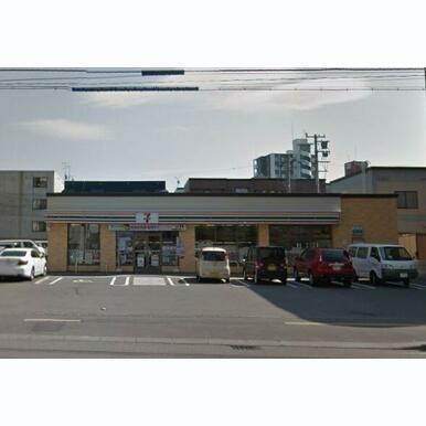 セブンイレブン札幌平岸3条店 距離:160m