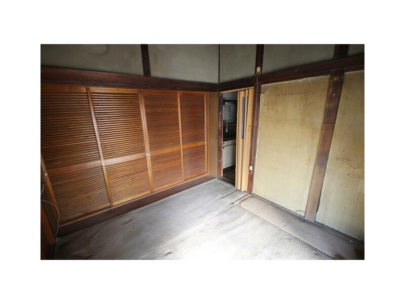 Shiogama-shi, Kitahama 2-chome (Honshiogama station) 2F 6K

2F 6K 4,200,000 yen