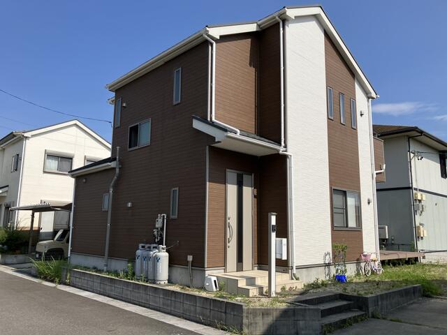 アットホーム】三重郡川越町 大字亀須新田 (伊勢朝日駅 ) 2階 アットホーム】三重郡川越町 大字亀須新田 (伊勢朝日駅 ) 2階