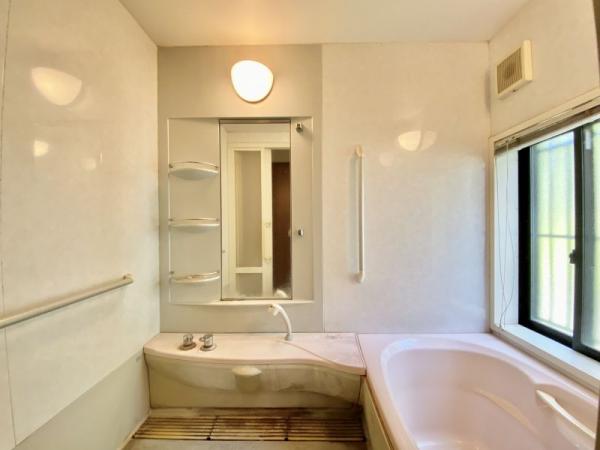 アットホーム 糟屋郡新宮町 花立花２丁目 福工大前駅 2階建 ４ｌｄｋ 糟屋郡新宮町の中古一戸建て 提供元 株 不動産ｓｈｏｐナカジツ 福岡東店 一軒家 家の購入