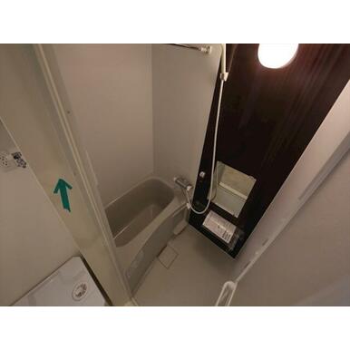 バスルーム　浴室暖房乾燥機付き