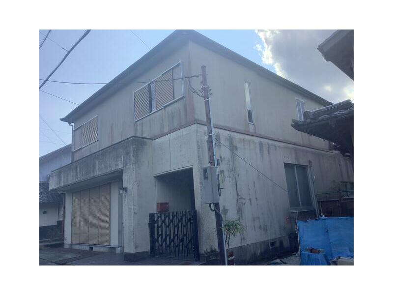 Oaza Hirao, Yoshino-cho, Yoshino-gun (Yamatokamiichi station) 2F 6LDK

2.9 million yen