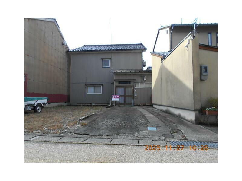 Uozu City, Kamiguchi 2-chome (Nishi-Uozu Station) 2-story 7DK