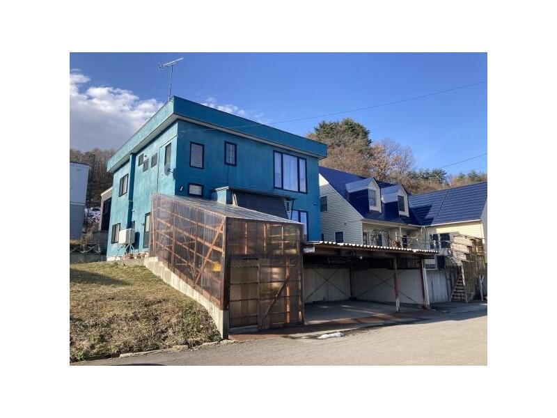 Aomori-shi, Aomori 2F 6LDK

6,000,000 yen