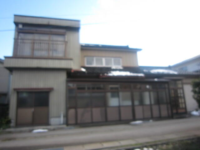 Cheap house for sale in Nyuzen, Toyama