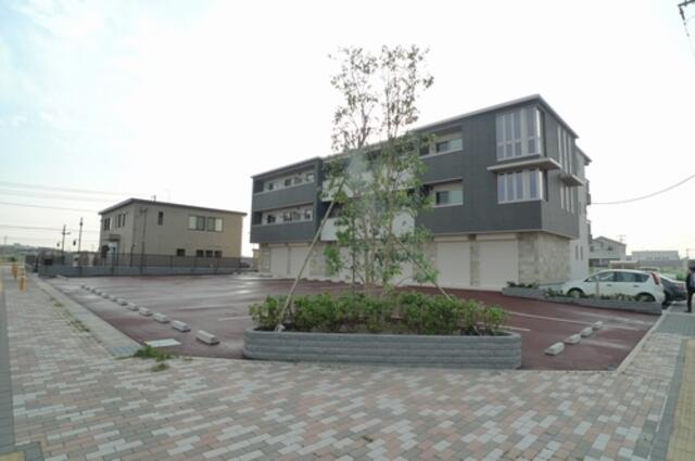 アットホーム ルシェル ブラン 更級 ３０５ 提供元 シャーメゾンショップ 有 シティホーム 市原市の賃貸アパート