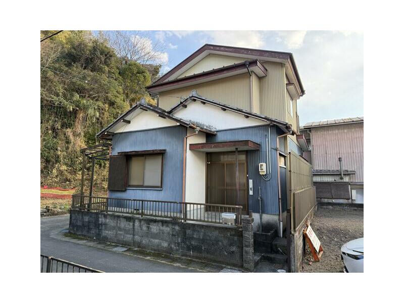 2-story building, 5DK in Fujieda City, Fujioka 3-chome (Nishi-Yaizu Station)